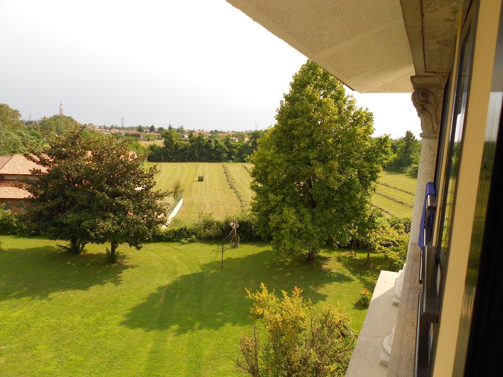 Hotel Liberty Spresiano Chambre photo